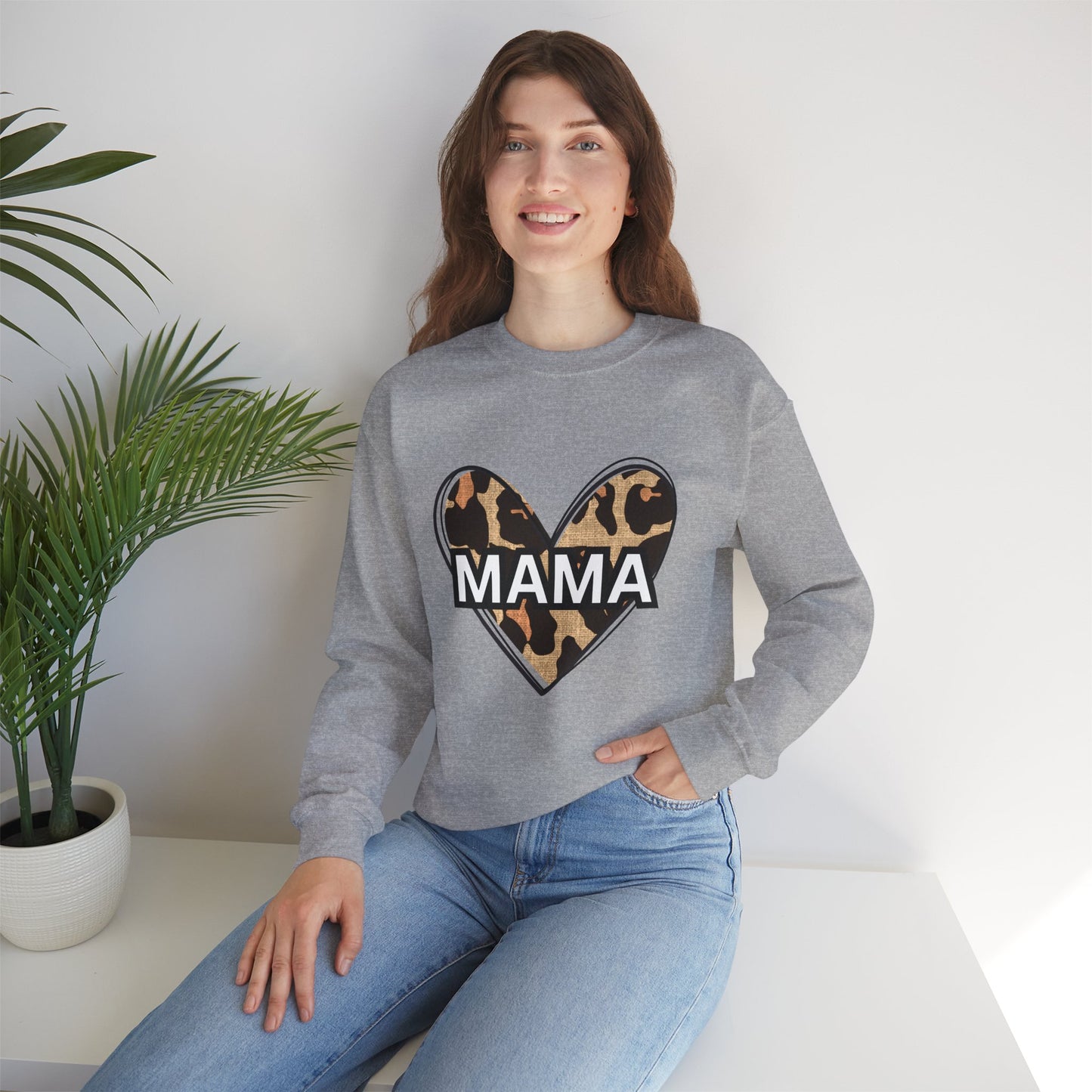 MAMA Cheetah Heart - Unisex Heavy Blend™ Crewneck Sweatshirt